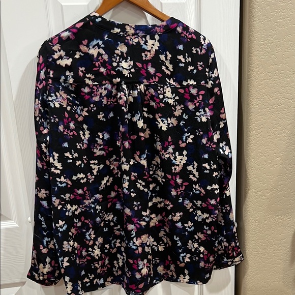 Lane Bryant Women's Floral Top - Black and Pink size 18 - Picture 7 of 8